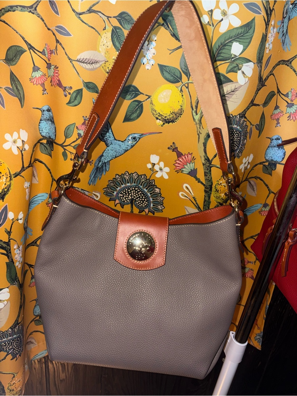 Dooney And Bourke Elephant Sac 30 Pebble Leather Hobo